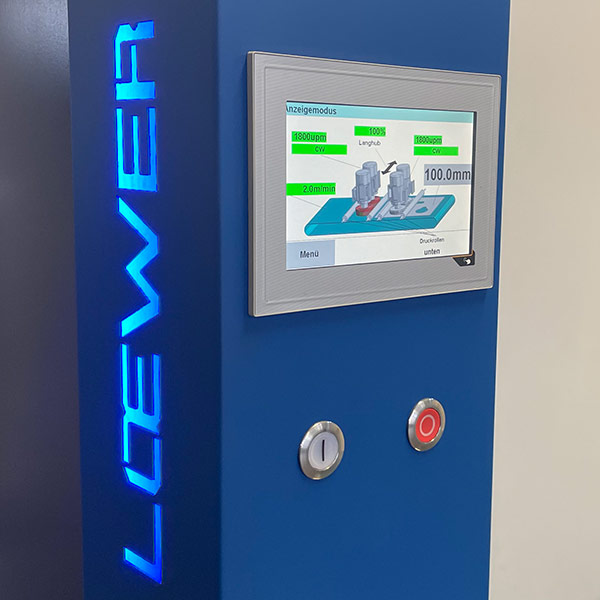loewer-schleifmaschinen-touchpanel-2021.jpg